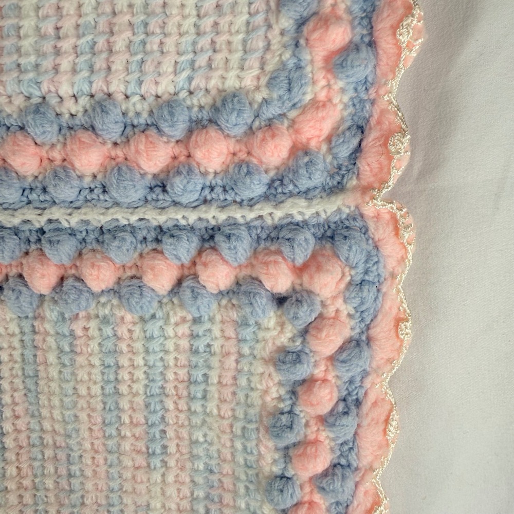 Vintage Handmade Crocheted Baby Blanket White Pink Blue Roses 32x28 Cottagecore - Picture 5 of 6